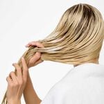 Schwarzkopf Professional Blond Me Bond Repair Shampooing Éclat 300ml