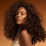 Wella Professionals Ultimate Smooth, Masque nourrissant pour cheveux secs, ternes ou frisés, 150ml