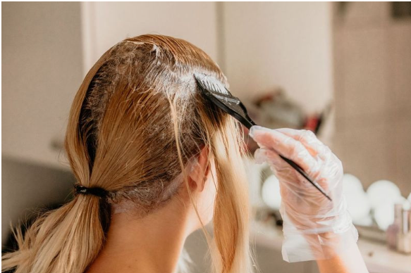 Colorez vos cheveux à la maison